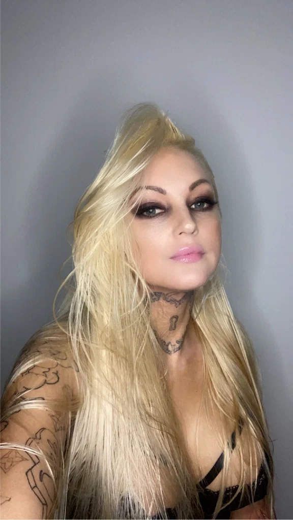 Swedish.sweetest's avatar