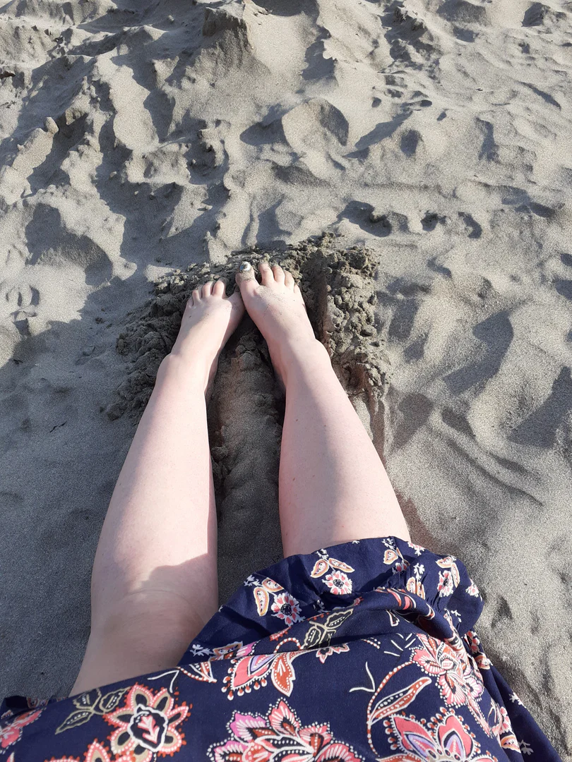 Faefancyfeet profile banner