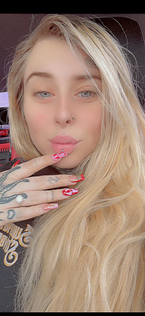 Dasia Kitten's avatar