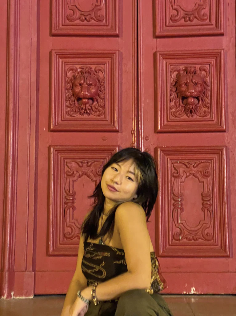 Lina's avatar