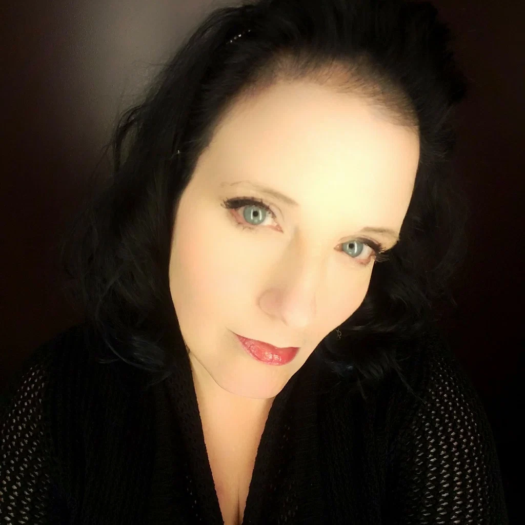 Artemis Faye's avatar