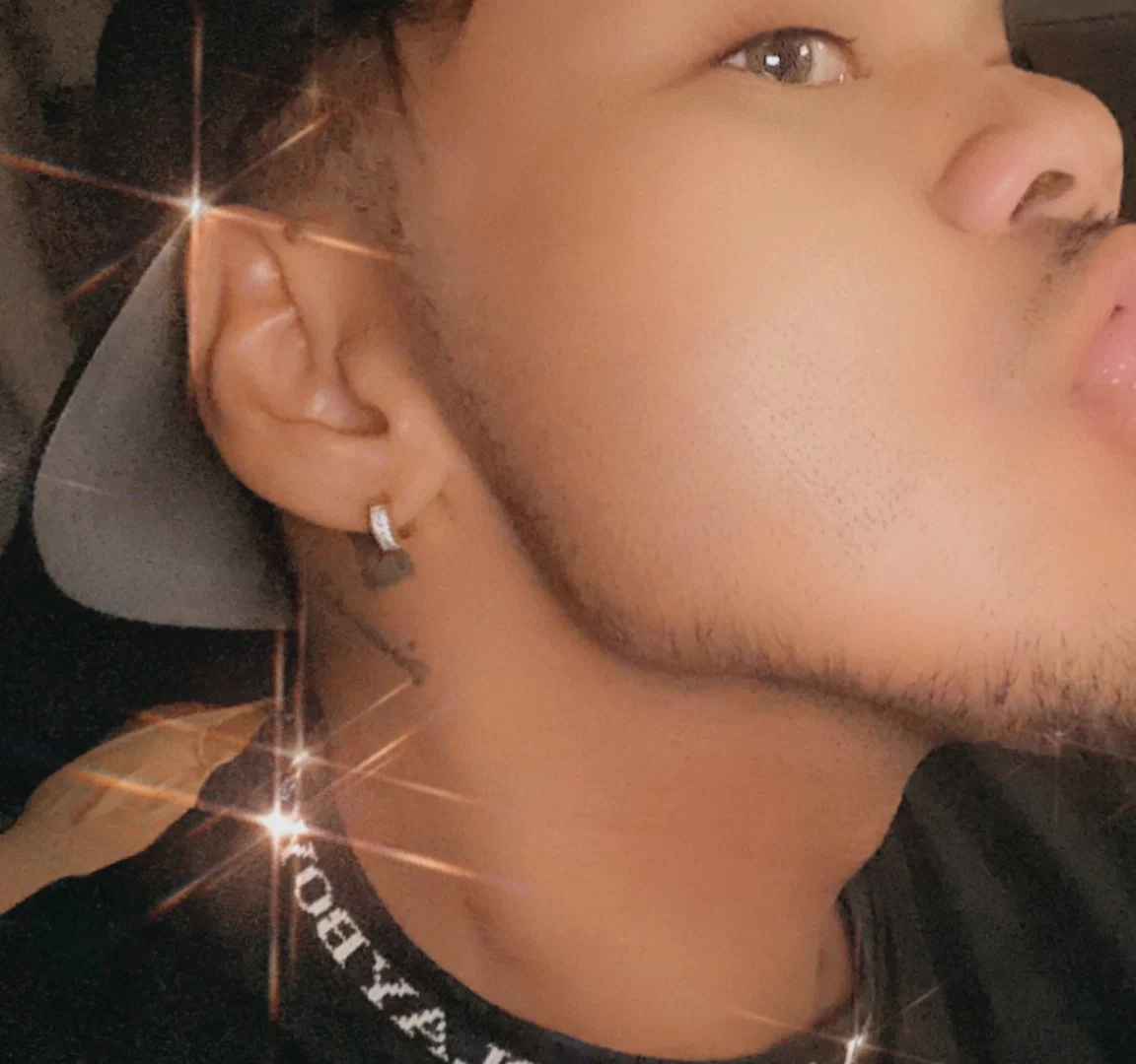 Diamond J profile banner