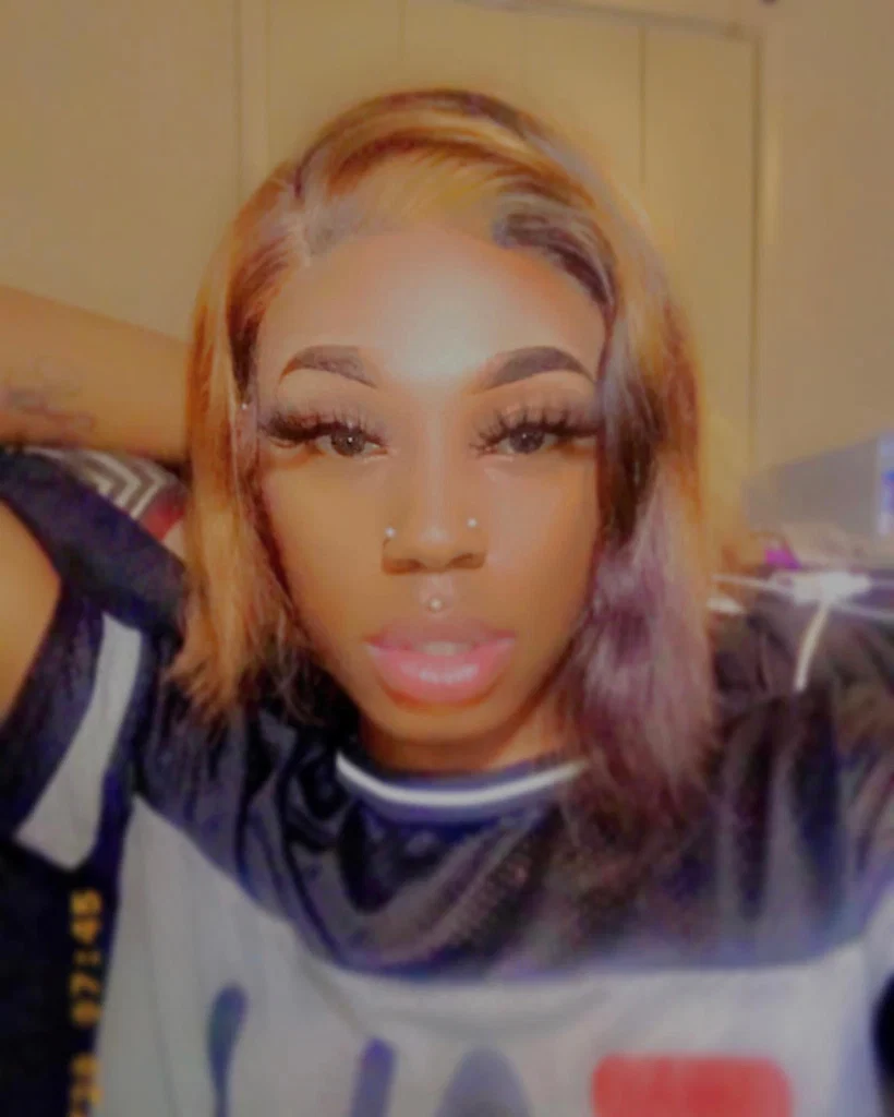 𝑩𝒐𝒖𝒋𝒆𝒆's avatar