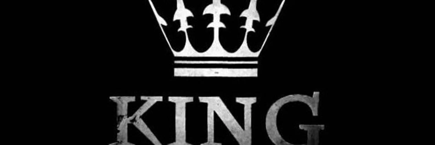 King π profile banner