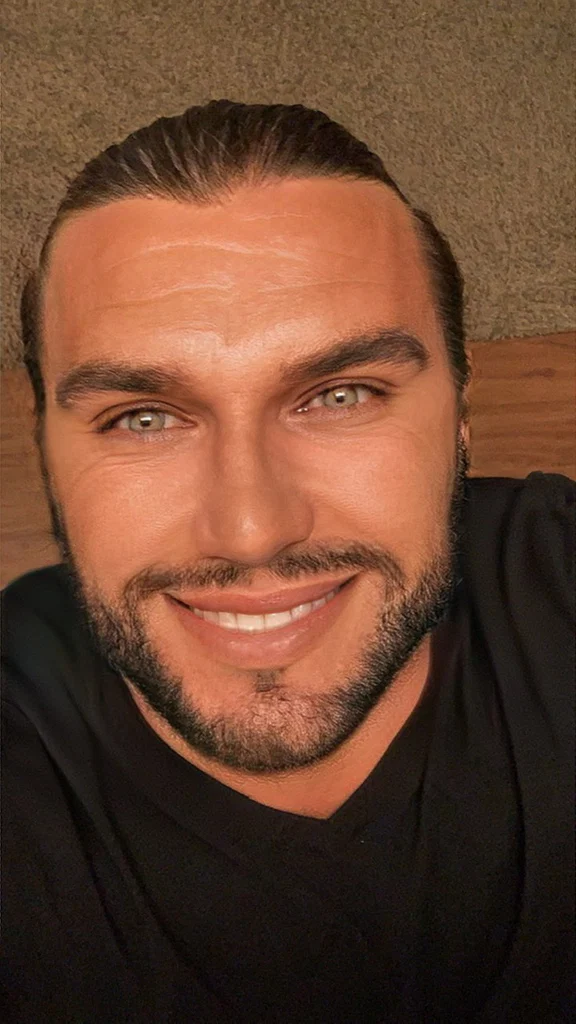 Claudio's avatar