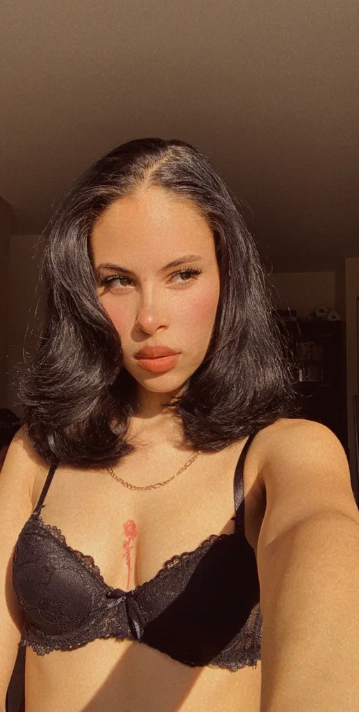 ✩𝐓𝐡𝐞𝐞𝐬𝐨𝐥𝐞𝐪𝐮𝐞𝐞𝐧✩'s avatar