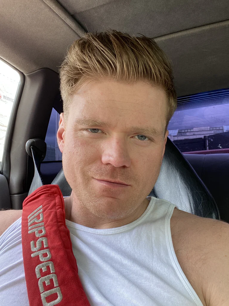 Alpha Male's avatar