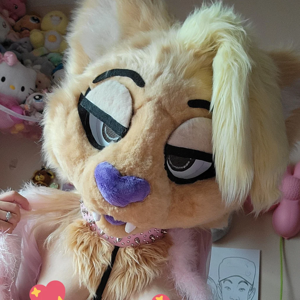 Trashy Lil Kitty's avatar