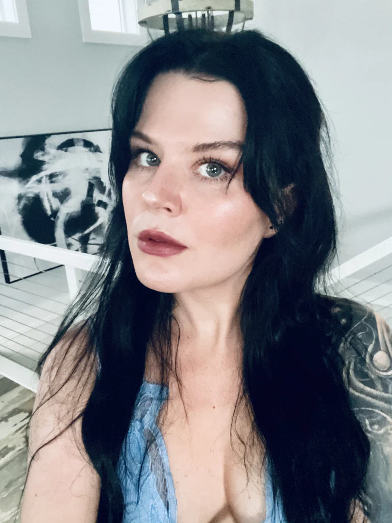 Heather X's avatar