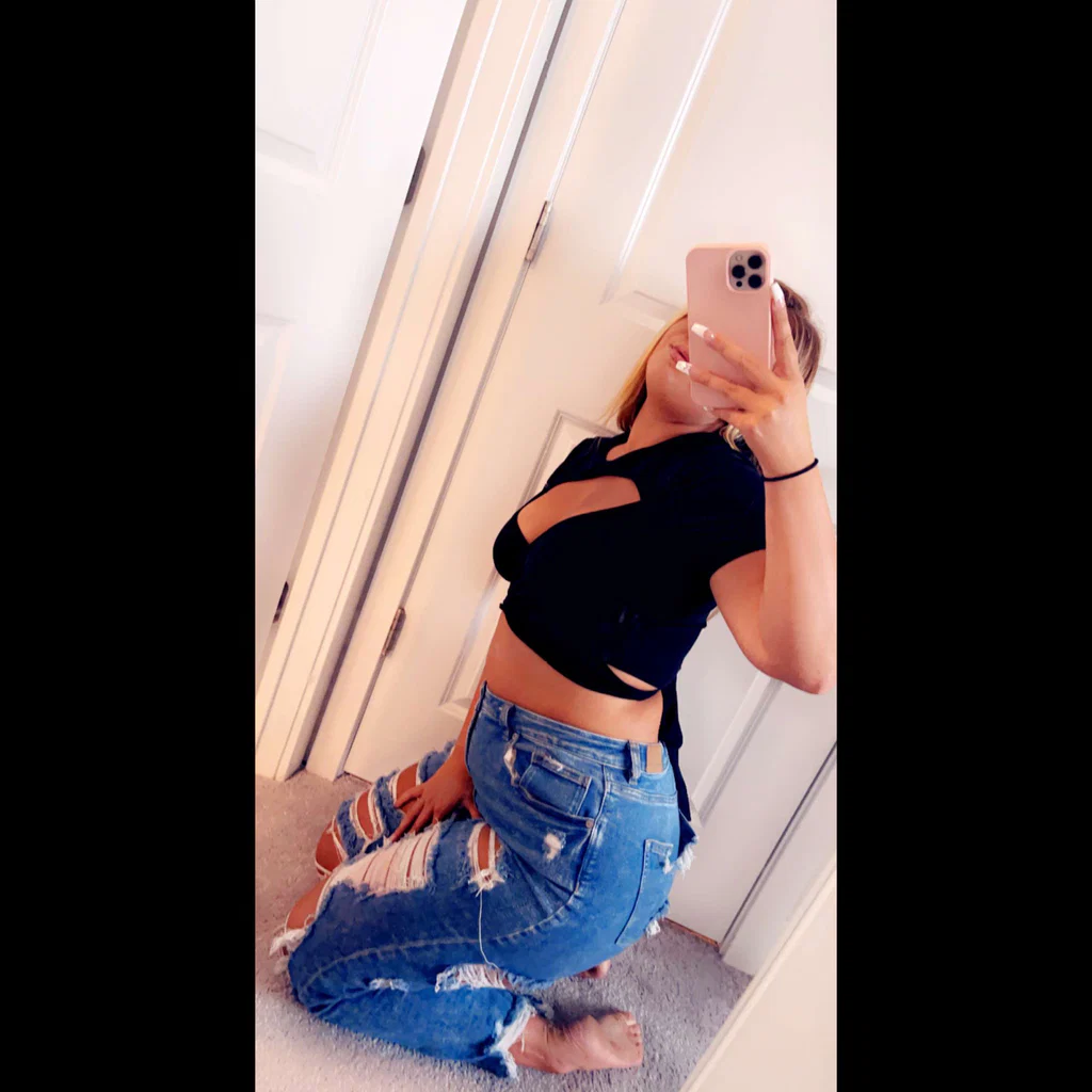 Juliana🌀's avatar