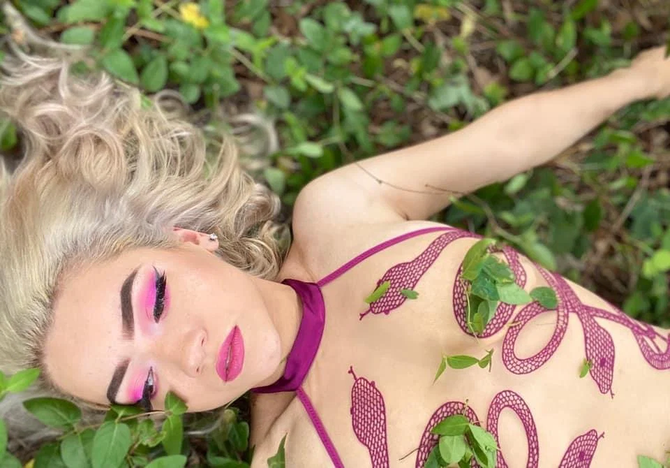 Rosie Rainbow profile banner