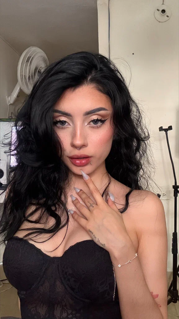 Stacey 🖤's avatar