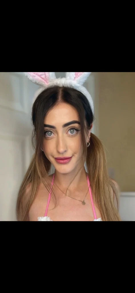 Larna Xo's avatar