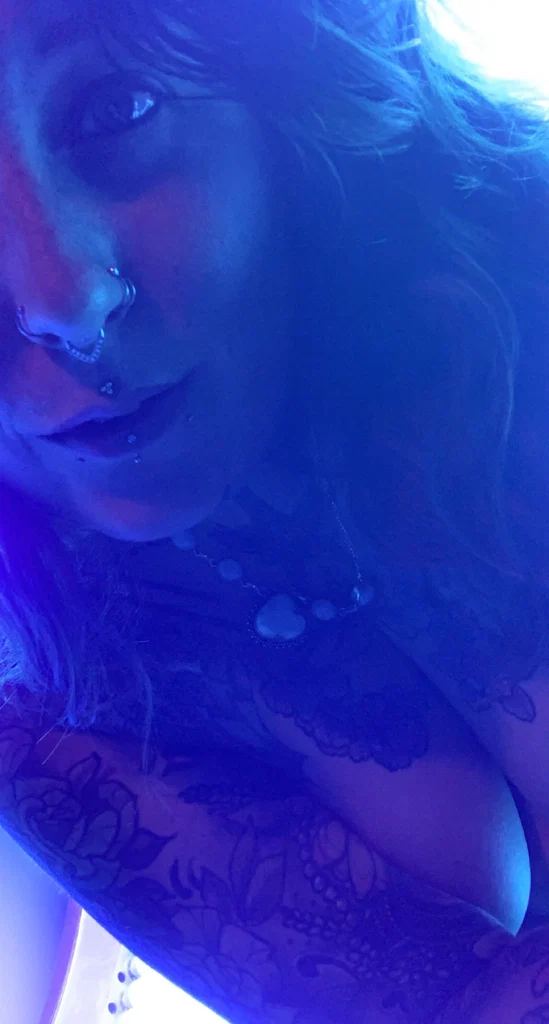 Tattoo&amp;curves's avatar