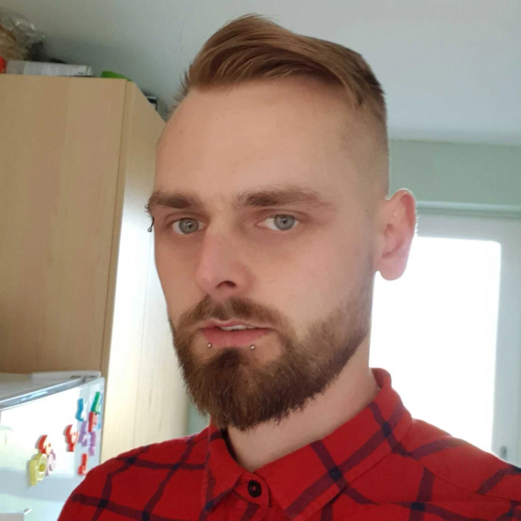 Christopher Hayden's avatar