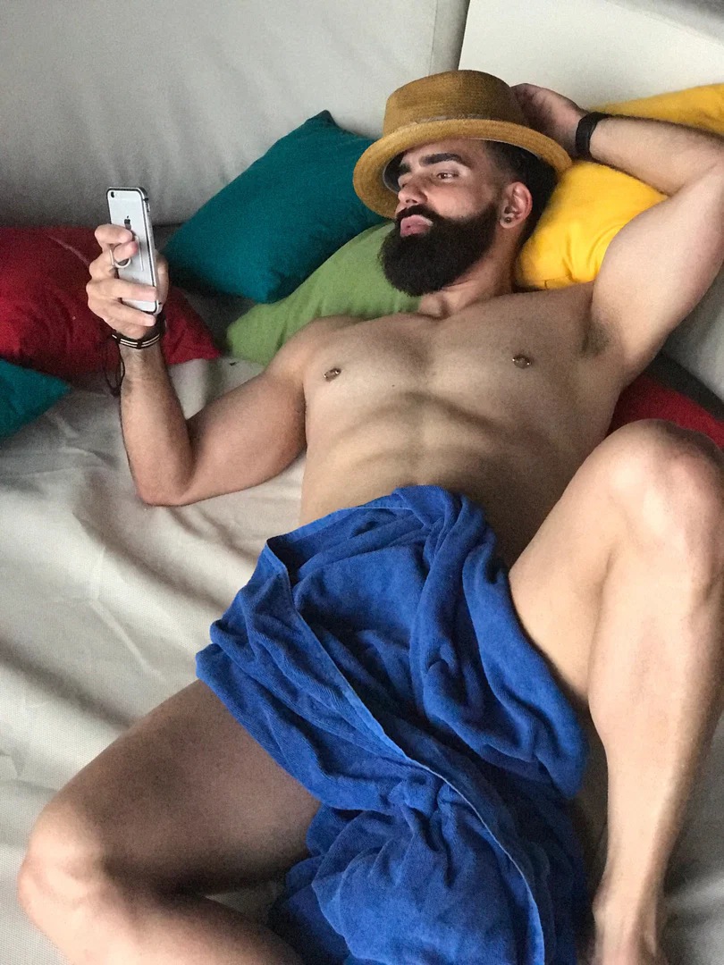The Bearded Guy profile banner