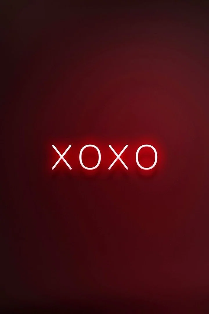Avie profile banner