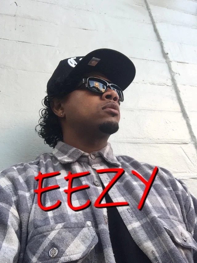 UNIVERSAL🌍EEZY