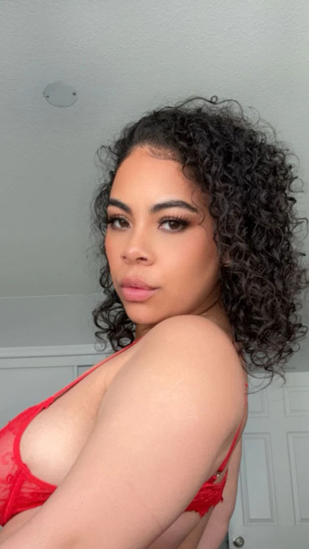 Candace west profile banner