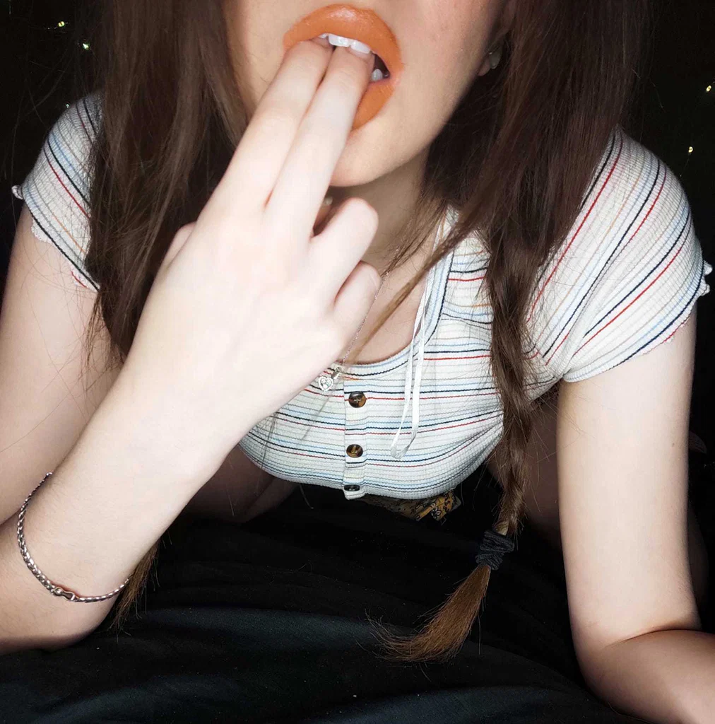 Lizzie's avatar