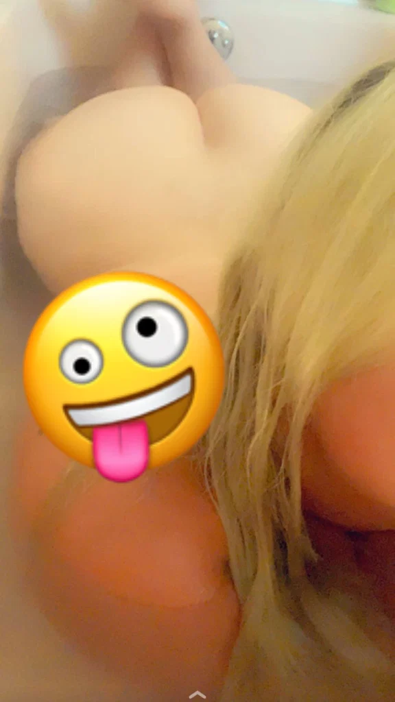 Hotwife's avatar
