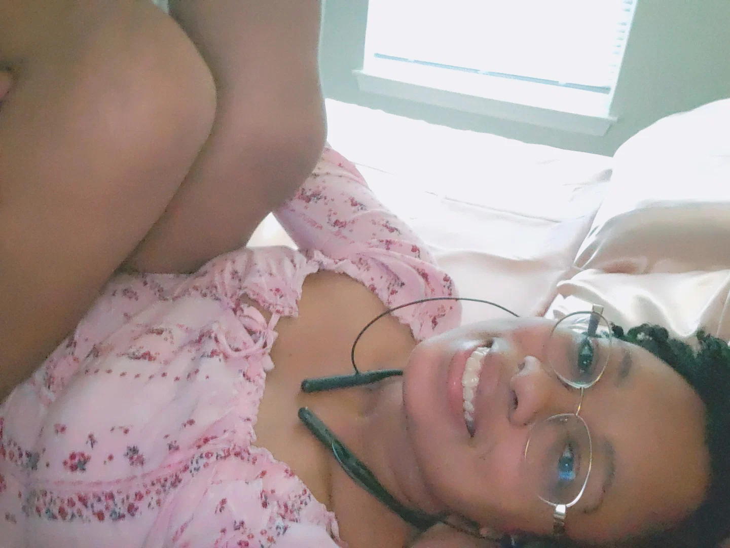 Amira Yums profile banner