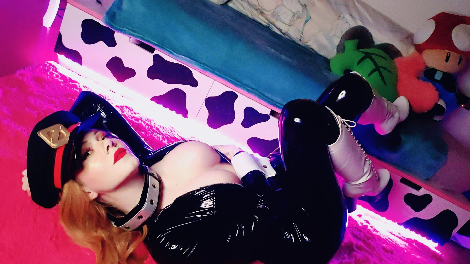 Mad Roxy Free profile banner