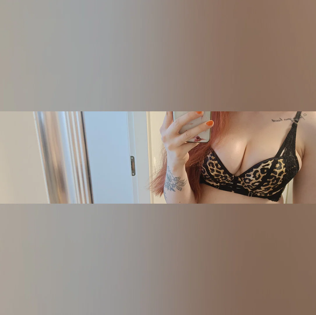 cutegirl93 profile banner