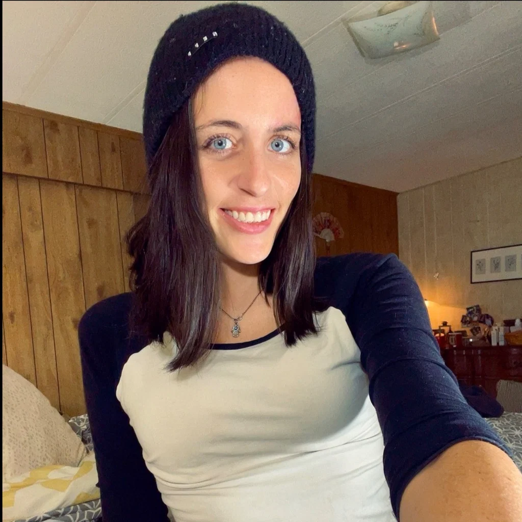 Alisonviolaa's avatar