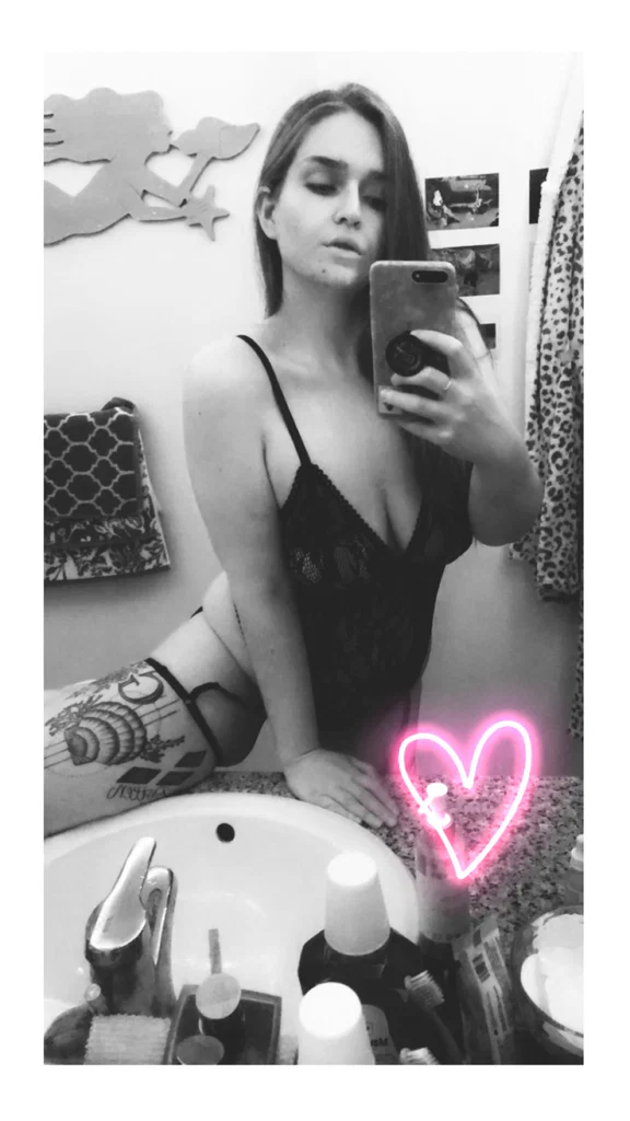 Mavii Hazel's avatar