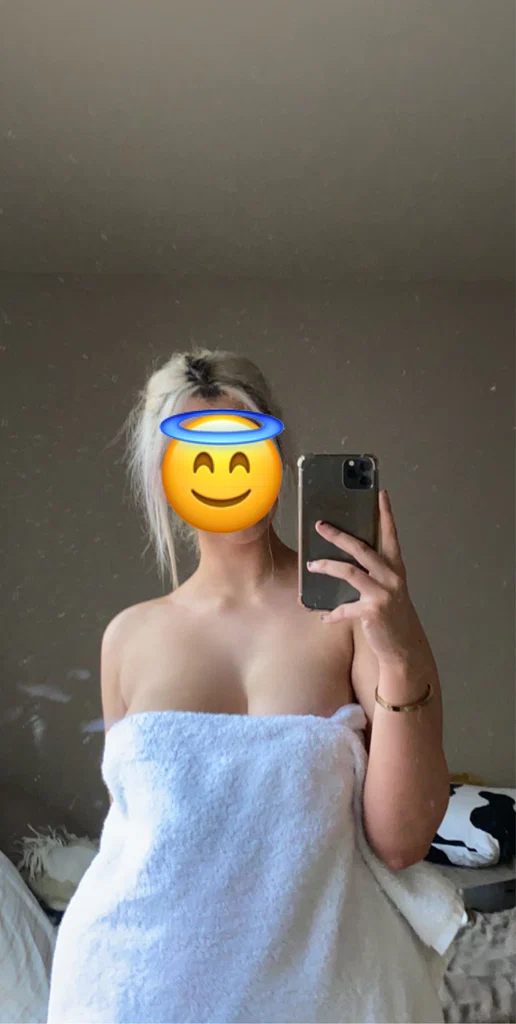 college girl 😇's avatar