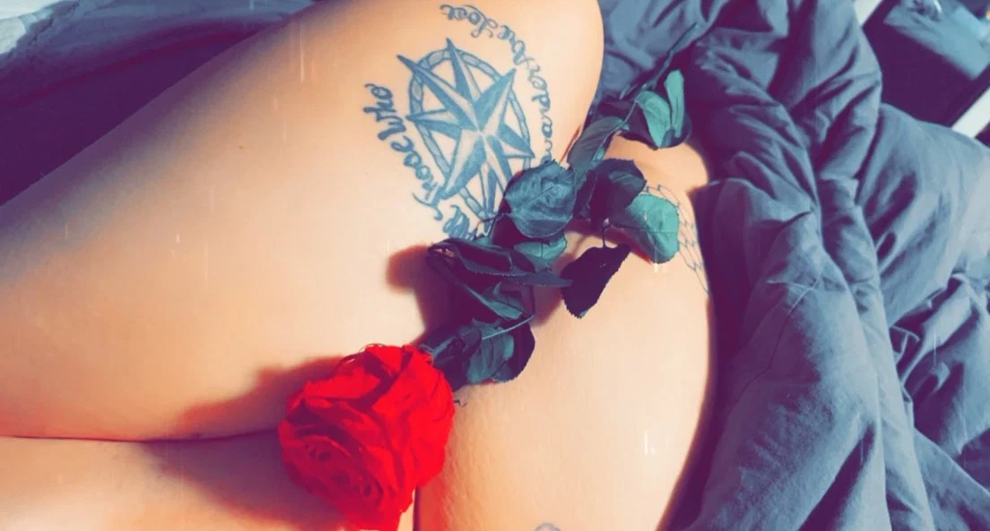 Holly profile banner