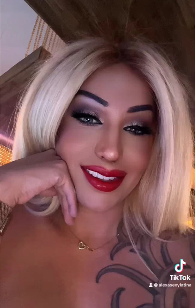 Alexxxa sexy