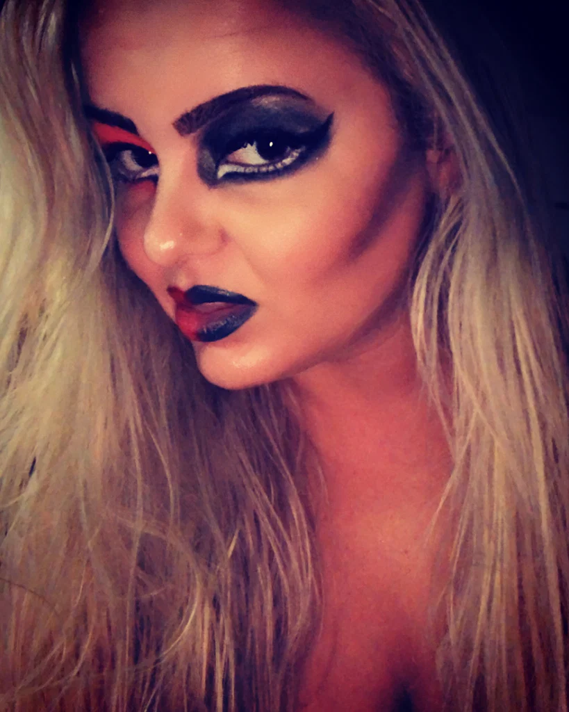 Cat Victoria