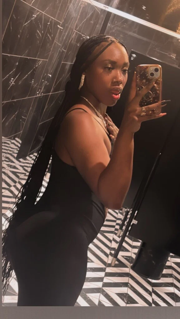 Mia's avatar
