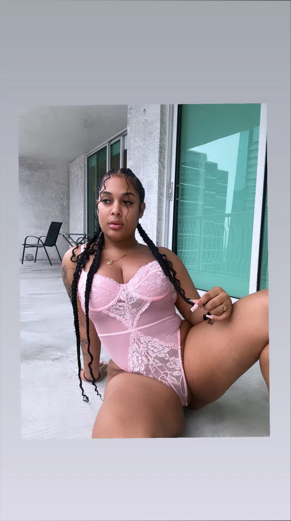 QUEEN_WILIANA's avatar