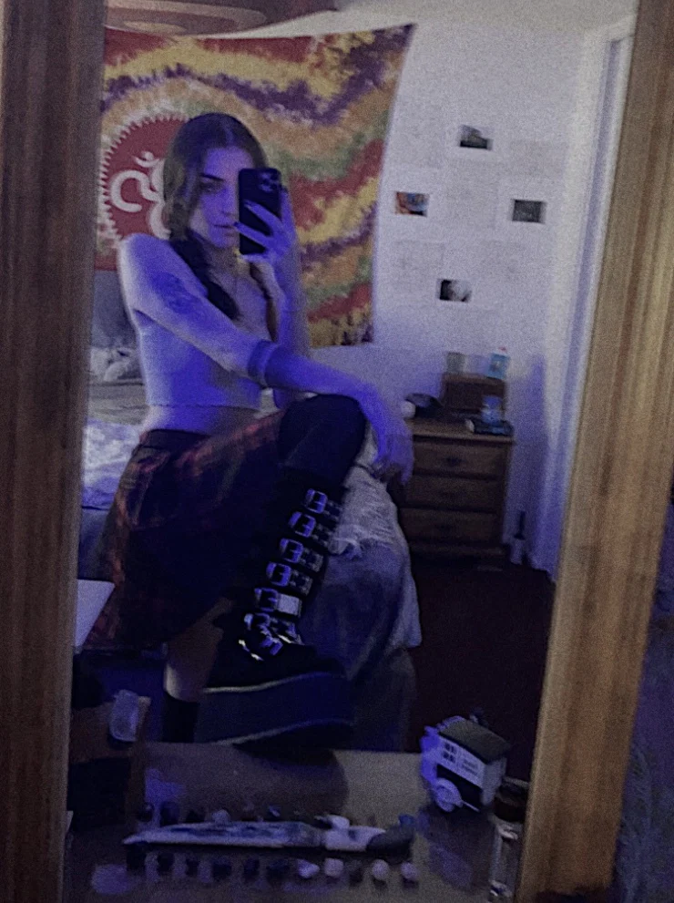 dani rose's avatar