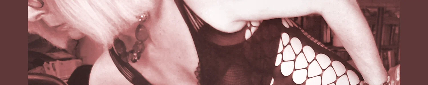 Lisa profile banner