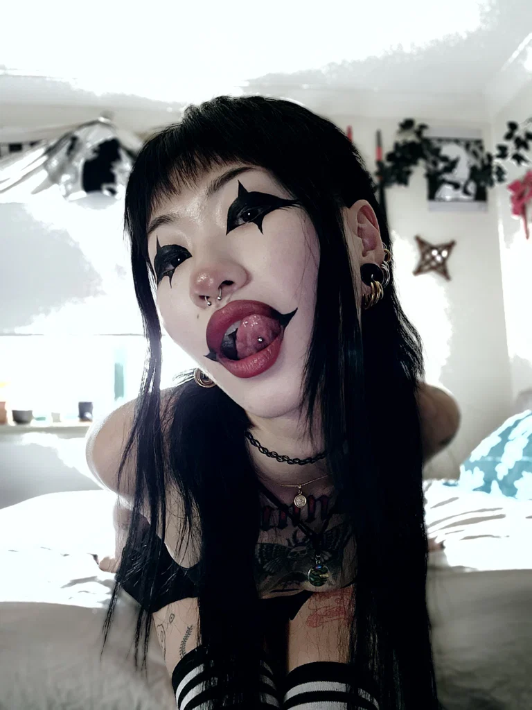 filthylilfiend's avatar