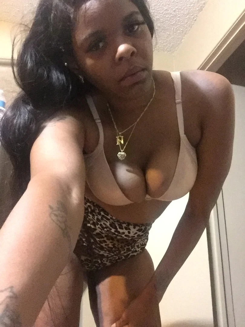 pinky👅💦bae profile banner