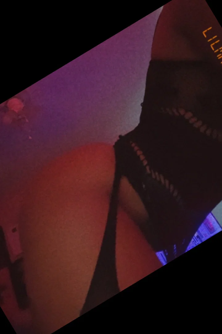 Lilmama profile banner
