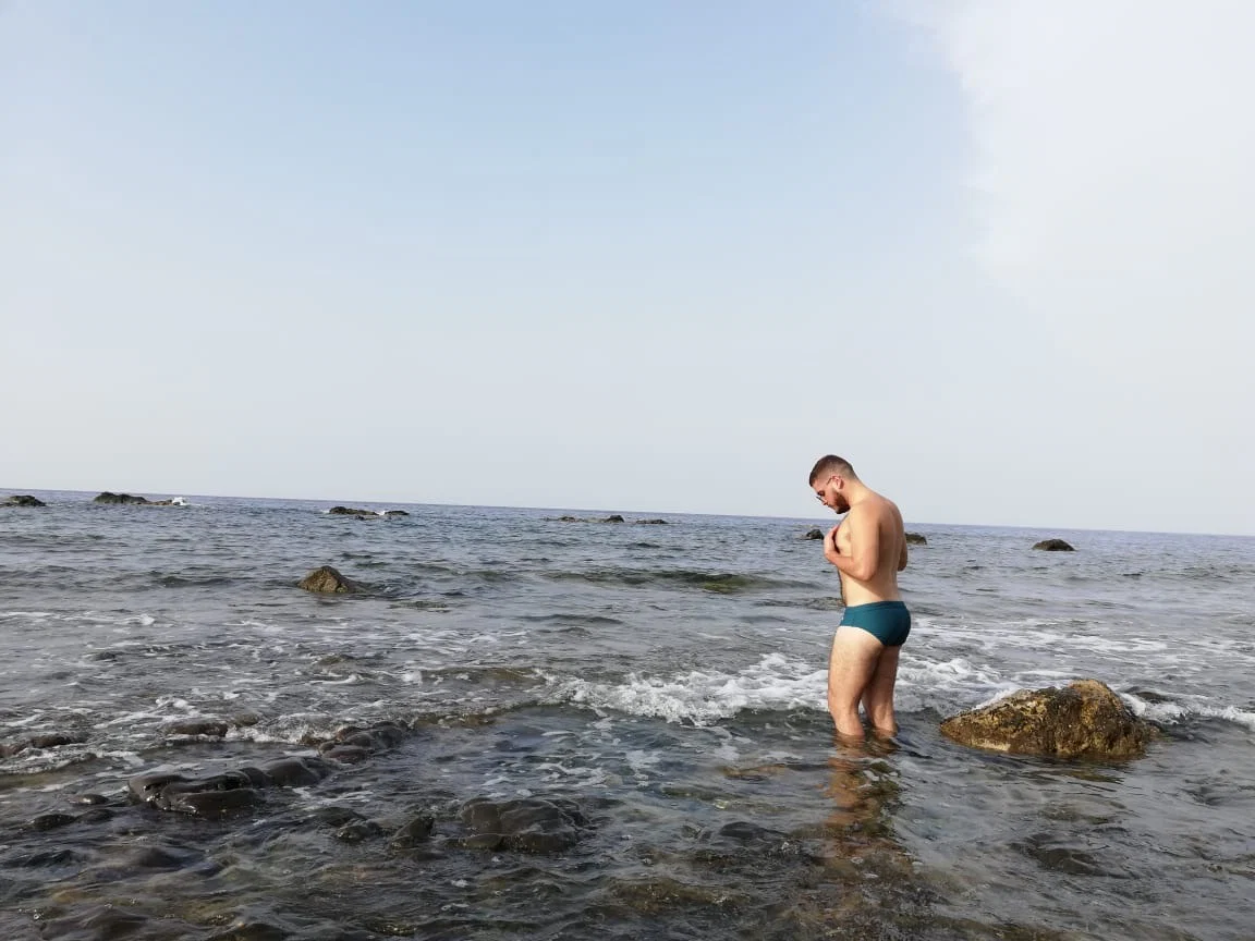 Bubble butt Cub πΆ profile banner