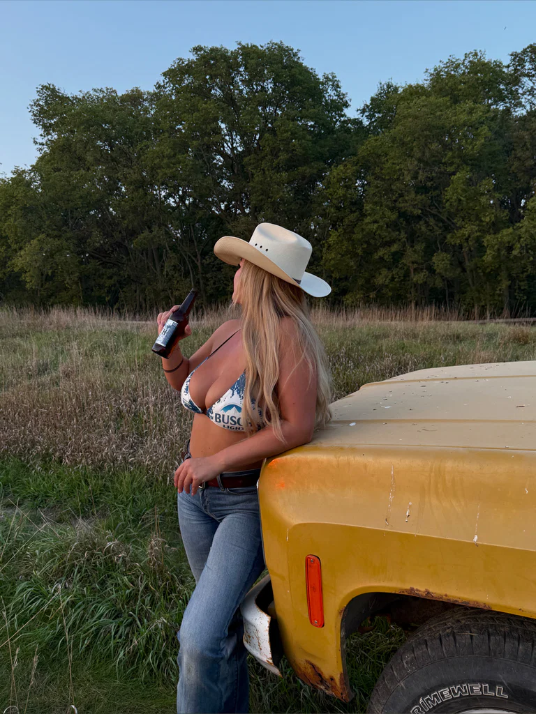 Aspen Hunter's avatar