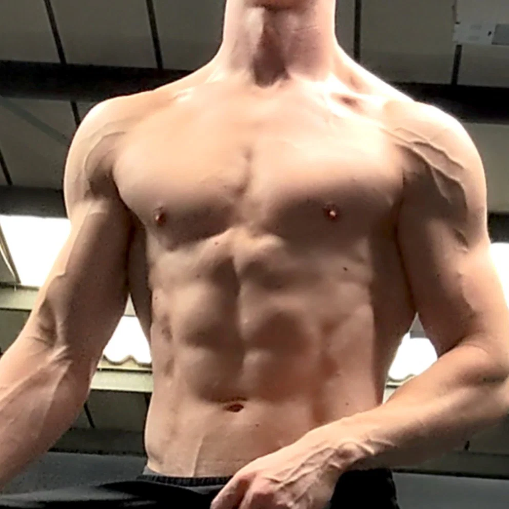 StrippedBackFitness (Luke)'s avatar