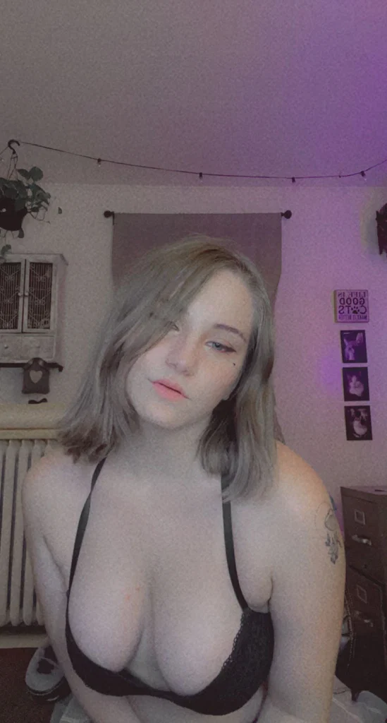BrandyLee's avatar