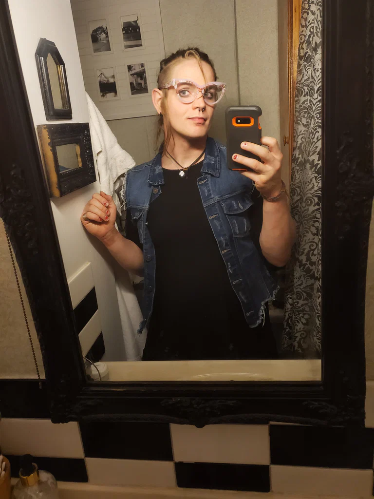 Working Class Brat's avatar