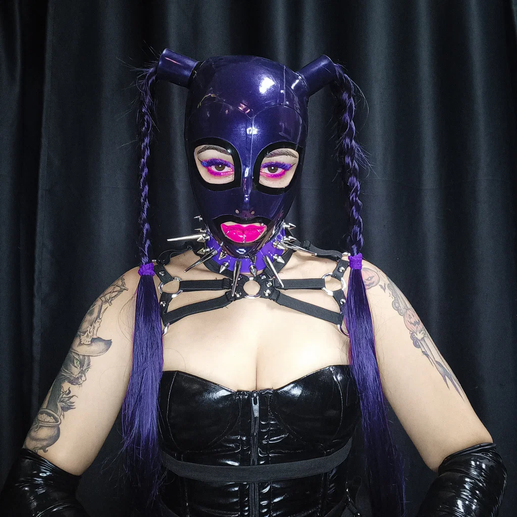 Madame Agatha Dominatrix's avatar