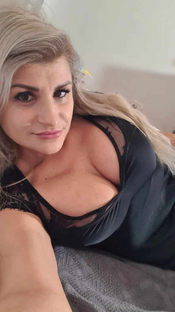 Busty Daisie's avatar