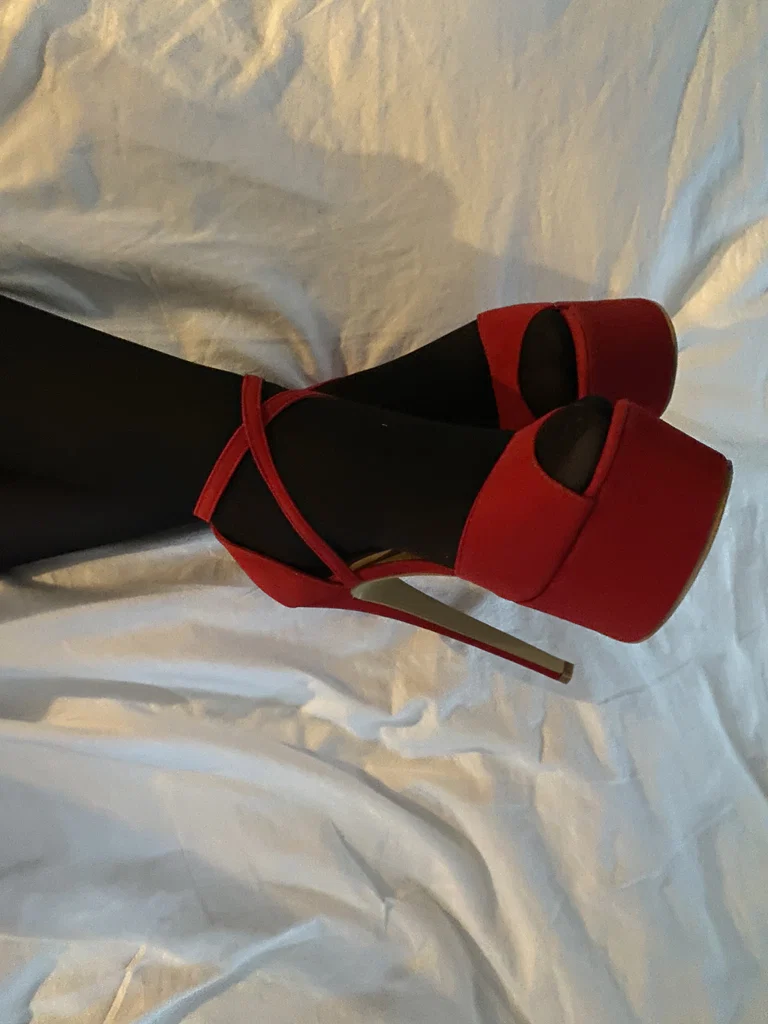 Feetandlegsfetish21's avatar