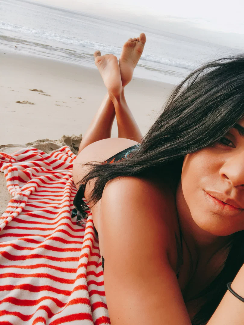 Gabriela profile banner
